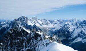 Több mint 2 méterrel összement a Mont Blanc