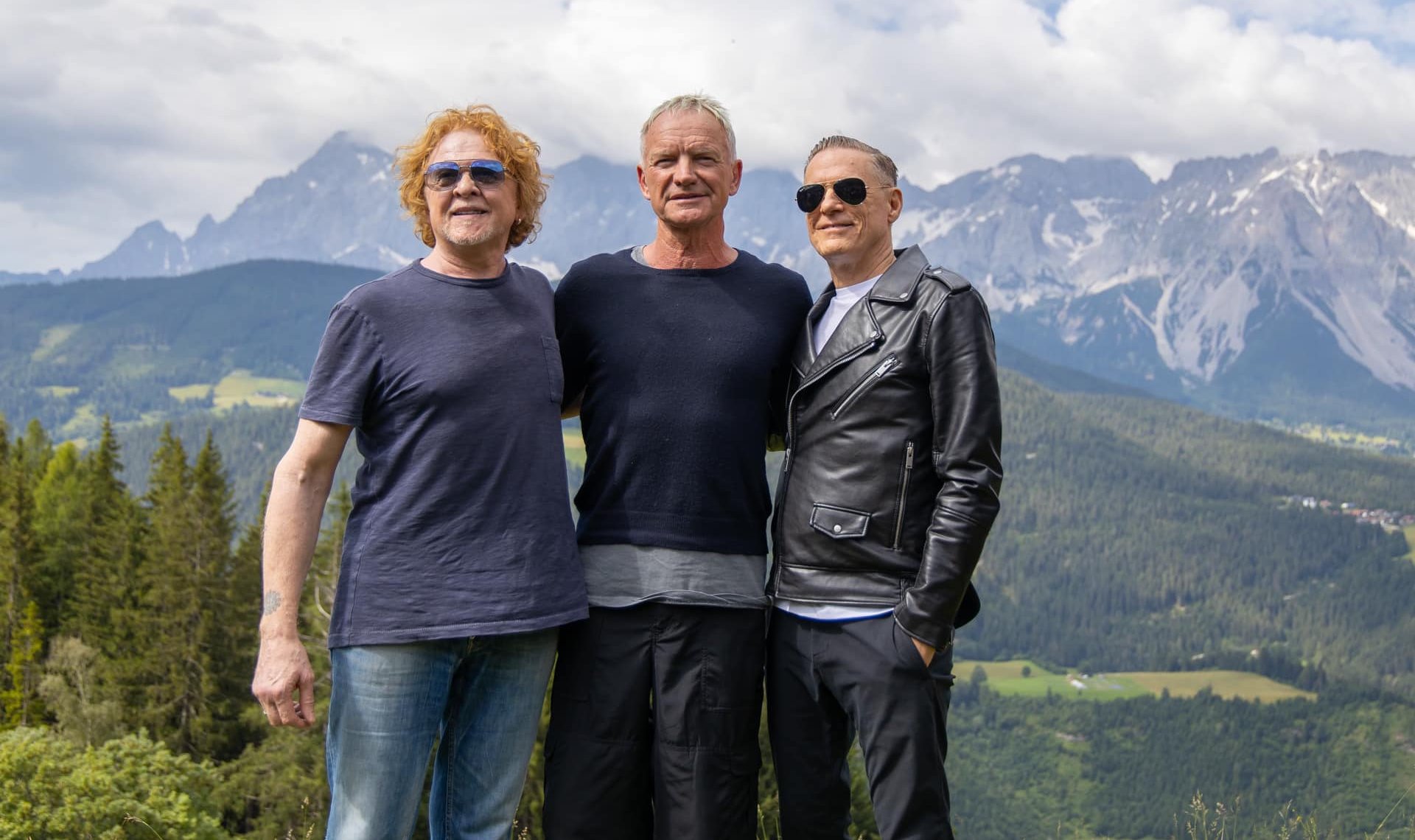 mick hucknall, sting, bryan adams